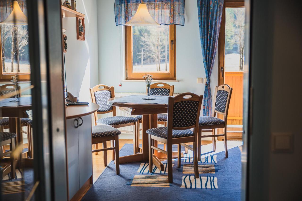 Homestay Kocka Згорнє-Єзерсько Екстер'єр фото