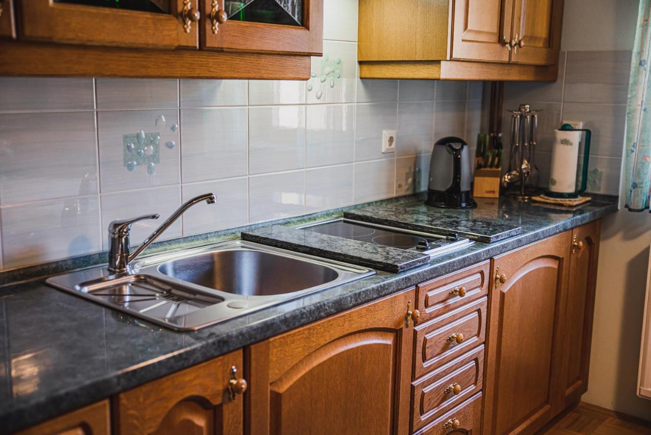 Homestay Kocka Згорнє-Єзерсько Екстер'єр фото