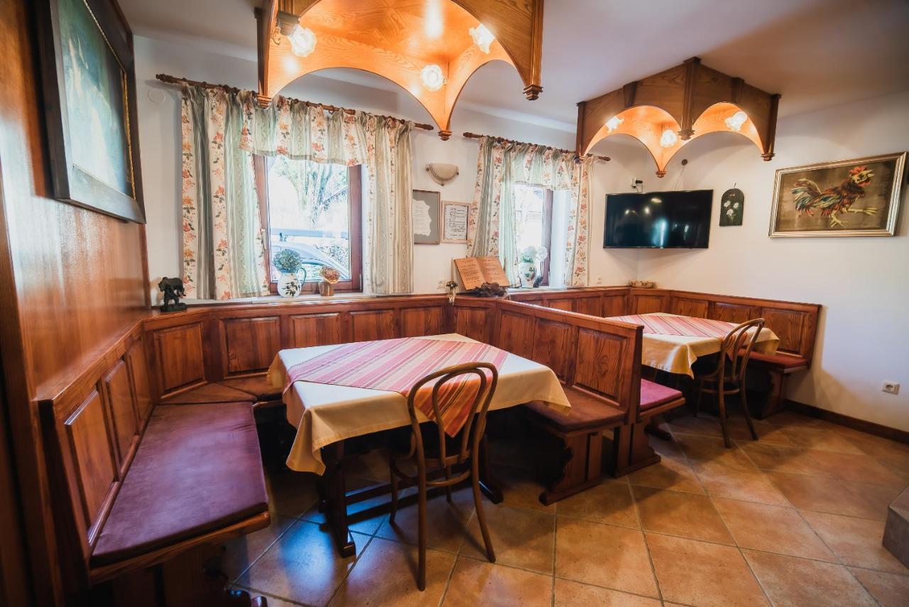 Homestay Kocka Згорнє-Єзерсько Екстер'єр фото