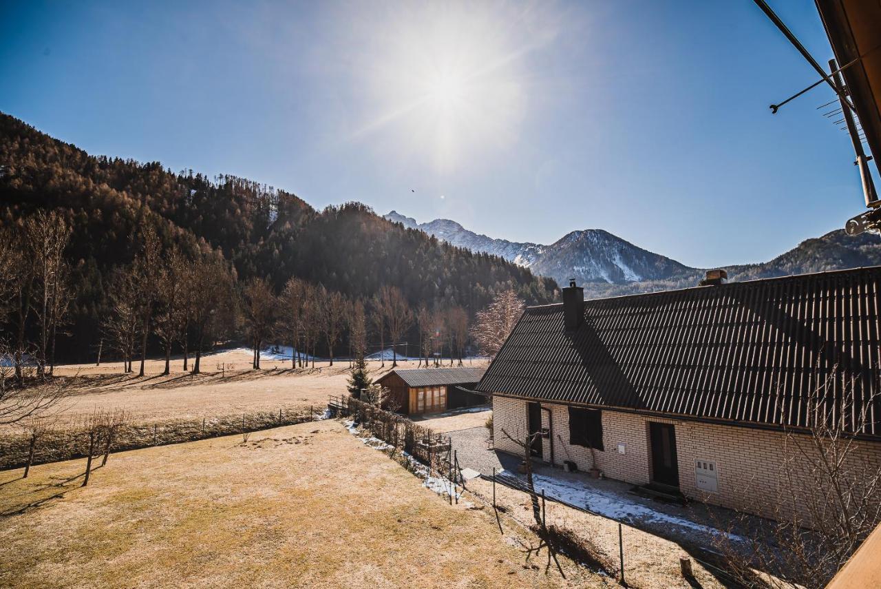 Homestay Kocka Згорнє-Єзерсько Екстер'єр фото